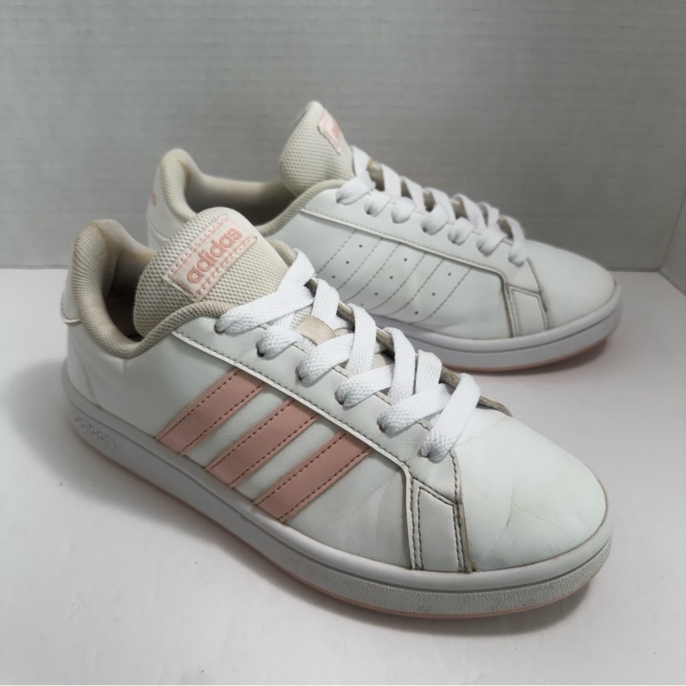 Adidas Women’s Grand Court Base Shoes GV7163 Cloud White/Vapour Pink, Size 6